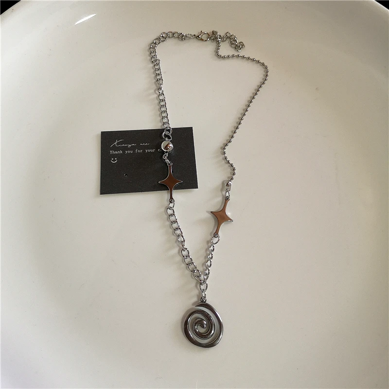 Kalung liontin hati salib kaca - Men'S Accessories In The 90S ulasan dan harga