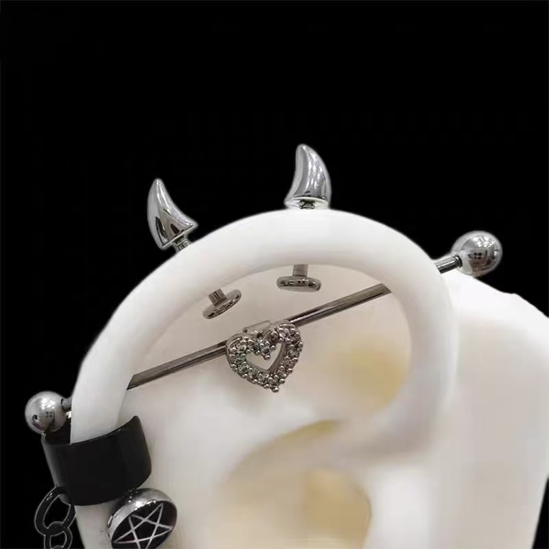 Anting Tindik Tanduk Iblis Luc - Men Accessories Sale ulasan dan harga