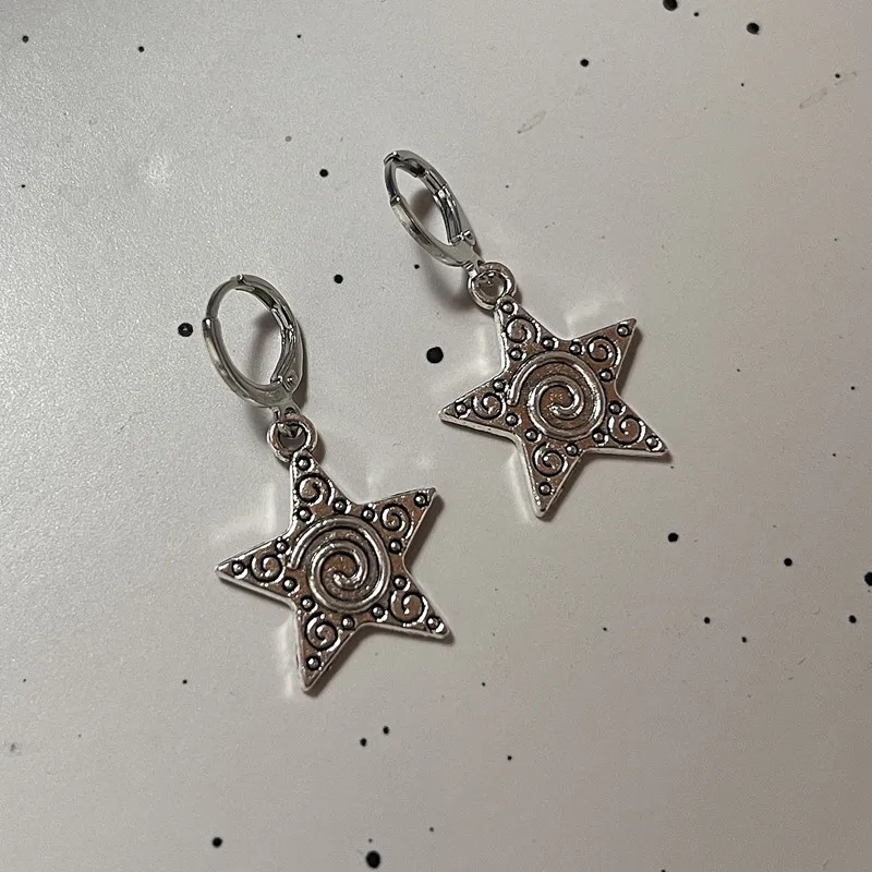 Anting-anting liontin bintang  - Men'S Accessories In The 90S ulasan dan harga